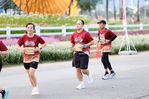 BIB: 
                            <button type="button" onclick="openModal(27844582)" class="btn btn-primary btn-sm float-right btn-popup" data-toggle="modal" data-target=".modal-high-quality">
                        <i class="fas fa-shopping-cart"></i> Add to Cart
                    </button>
                                            <button type="button" onclick="isThisMe(27844582, true)" class="btn btn-success btn-sm float-right btn-popup btn-isme hidden" data-toggle="tooltip" data-placement="bottom" title="นี่คือรูปของคุณใช่ไหม คลิกที่นี่เพื่อเอาเข้าอัลบั้ม">
                        <i class="fas fa-plus"></i> Add to album
                    </button>
                    <button type="button" onclick="isThisMe(27844582, false)" class="btn btn-warning btn-sm float-right btn-popup btn-isnotme hidden">
                        <i class="fas fa-ban"></i> Remove from album
                    </button>